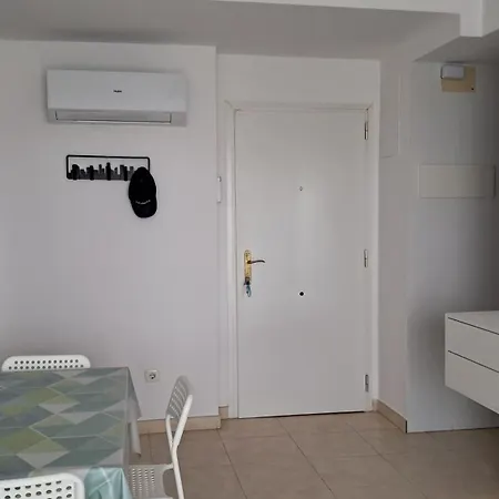 Colomeras Donna C Apartman *
